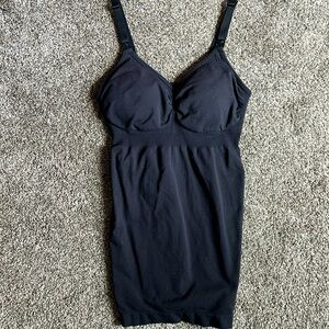 Black Maternity/Nursing tank, GUC, size M